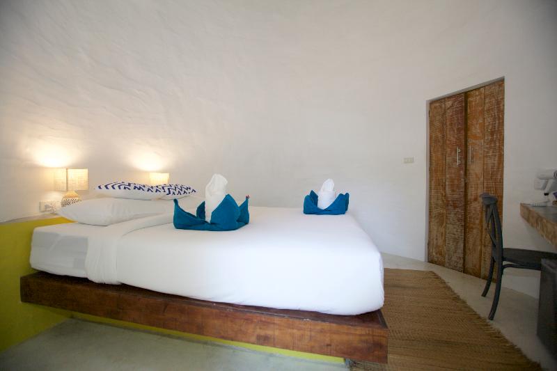 スーペリアールーム, Aris Boutique