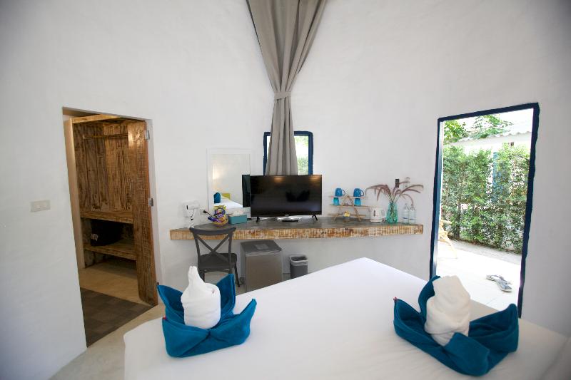 スーペリアールーム, Aris Boutique