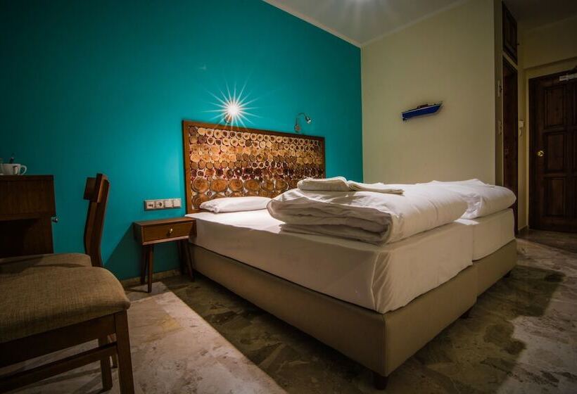 スーペリアールーム, Aris Boutique