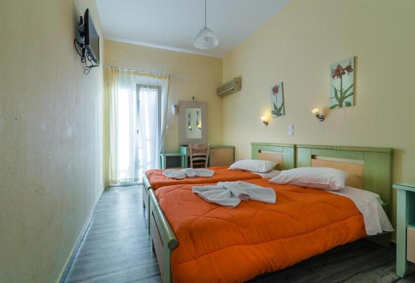 스탠다드 룸, Captain Manolis