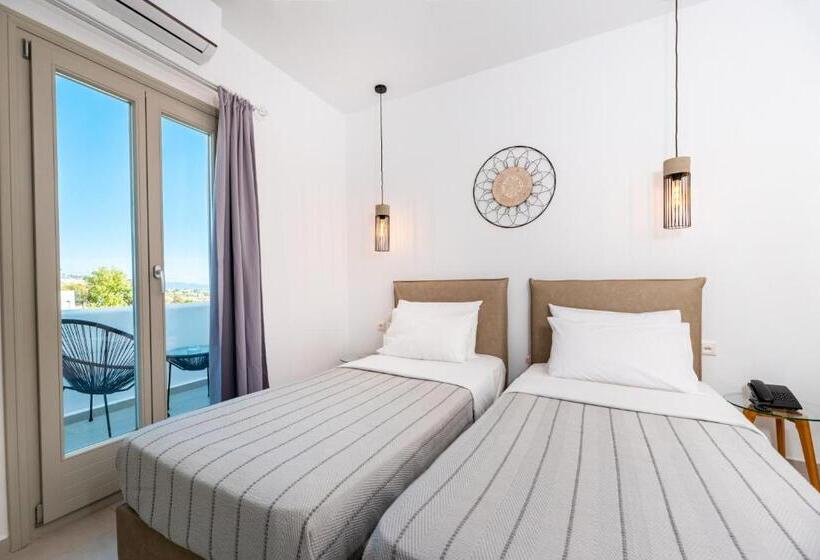 חדר סופריור, Kalisperis