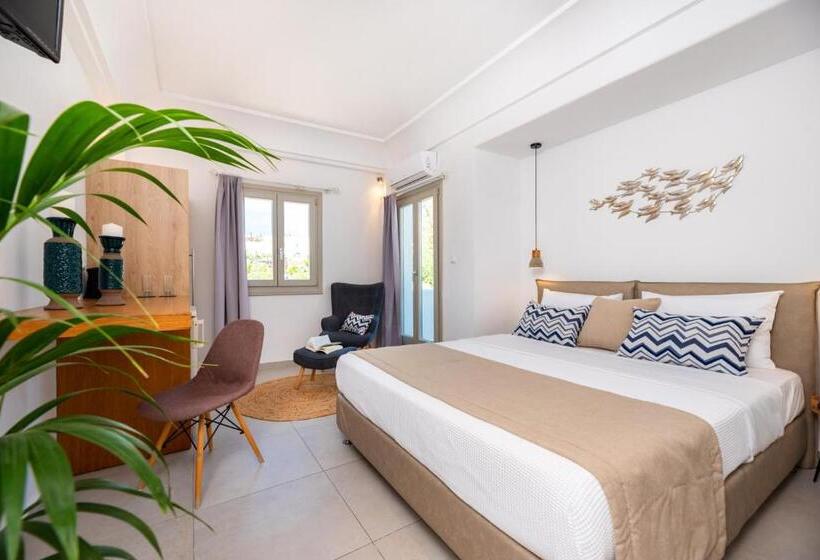 חדר סופריור, Kalisperis