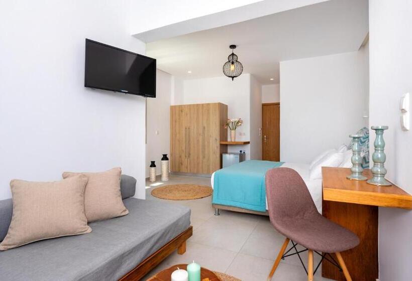 סוויטת ג'וניור, Kalisperis