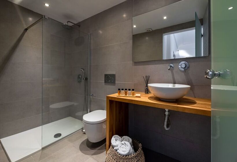 חדר אקונומי, Kalisperis