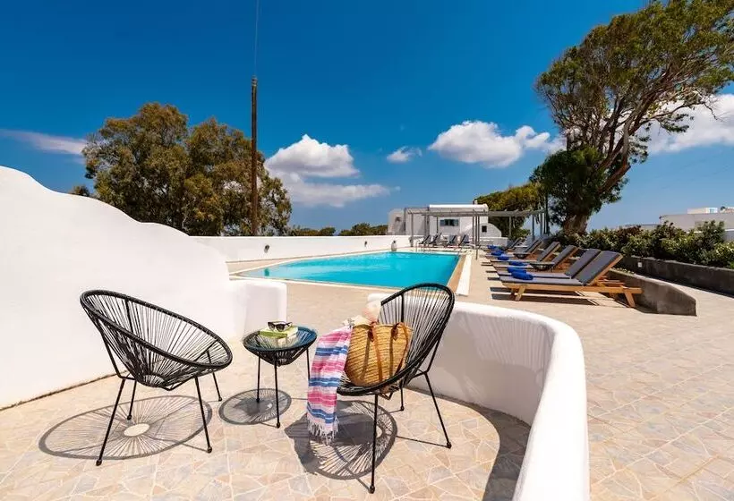 Chambre Standard Vue Piscine, Kalisperis