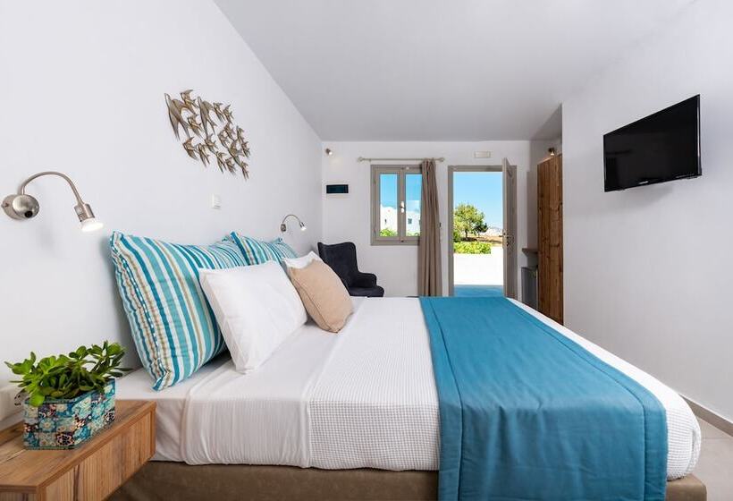 חדר סטנדרט נוף לבריכה, Kalisperis