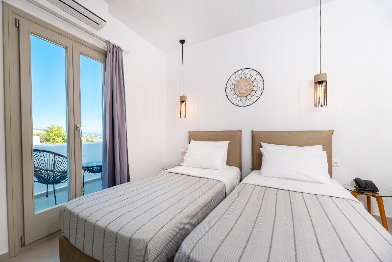 חדר סופריור, Kalisperis