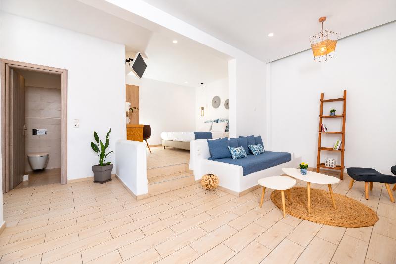 חדר דלוקס, Kalisperis