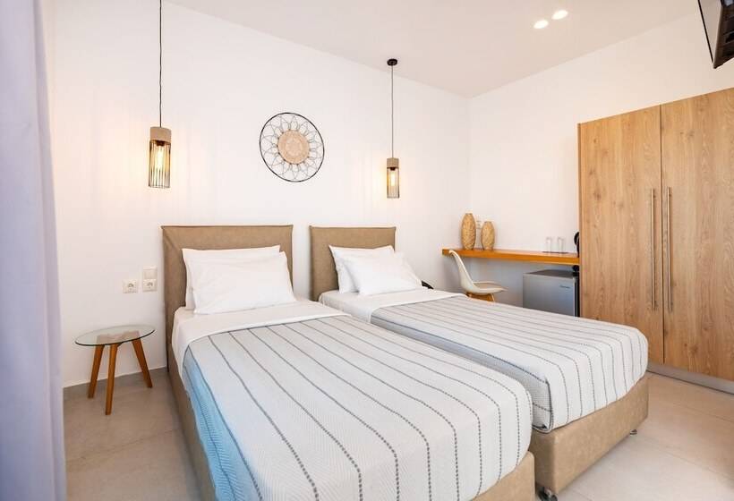 חדר סופריור, Kalisperis