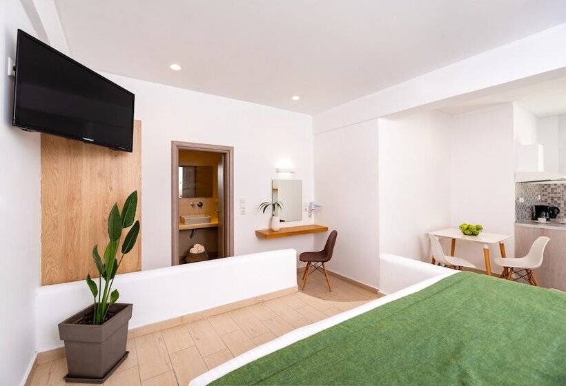 חדר דלוקס, Kalisperis