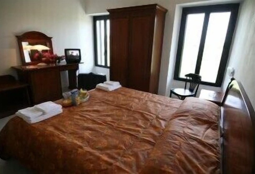 四人标准间, Vecchio Convento