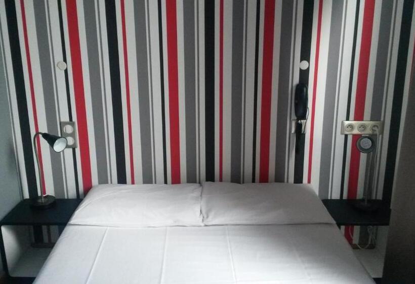 اتاق استاندارد, Oops! Latin Quarter By Hiphophostels