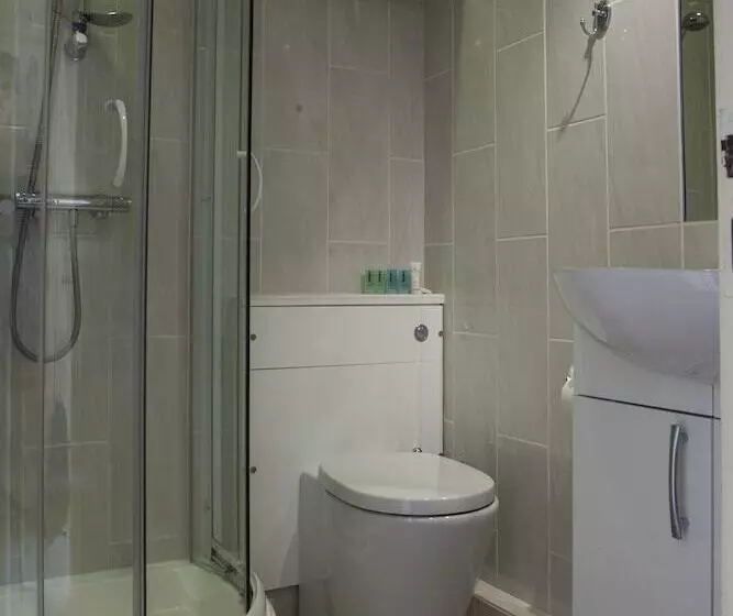 Standard Kolmen Hengen Huone, Princess