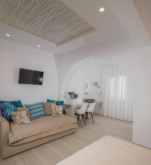 Номер Superior Вид на Бассейн, Spiros