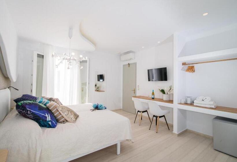 Номер Superior Вид на Бассейн, Spiros