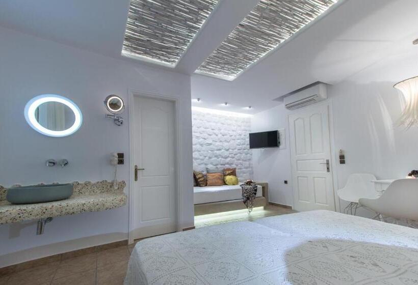 Полулюкс Superior, Spiros