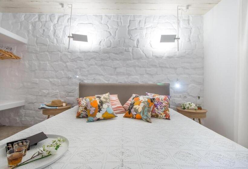 Люкс 2 Спальни, Spiros