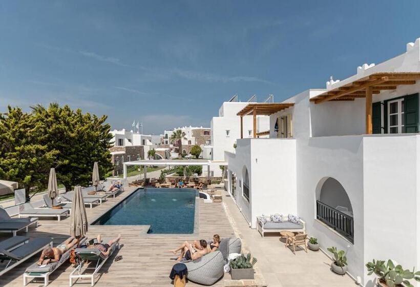 Номер Premium Вид на Бассейн, Spiros