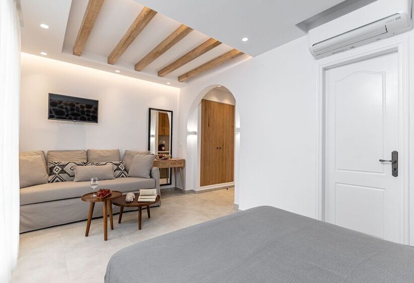 Номер Premium Вид на Бассейн, Spiros