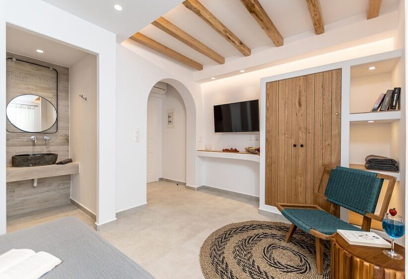 Номер Premium Вид на Бассейн, Spiros