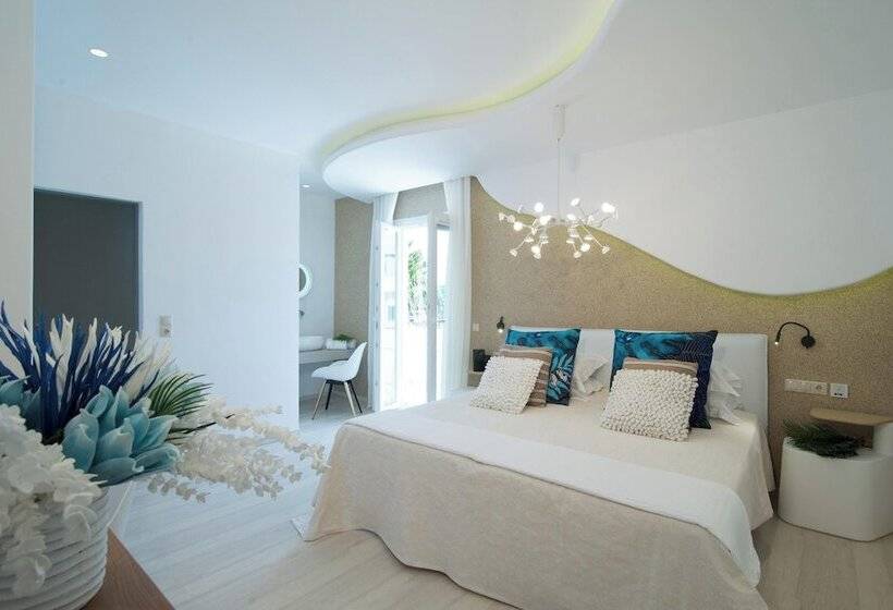 Номер Superior Вид на Бассейн, Spiros