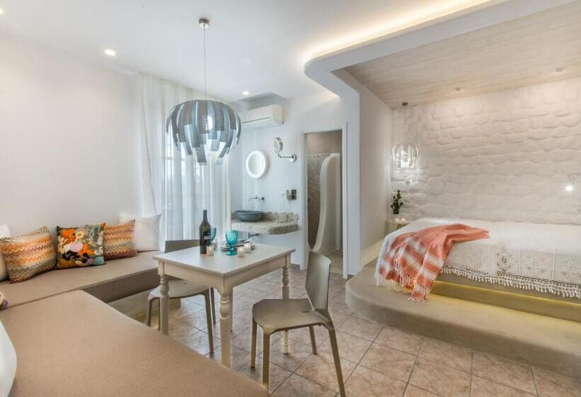 Полулюкс Superior, Spiros