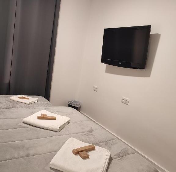 سوییت, Habtiar Guest House