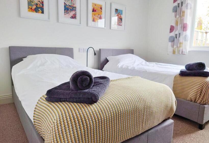 חדר סטנדרט, Norham Bike Yard