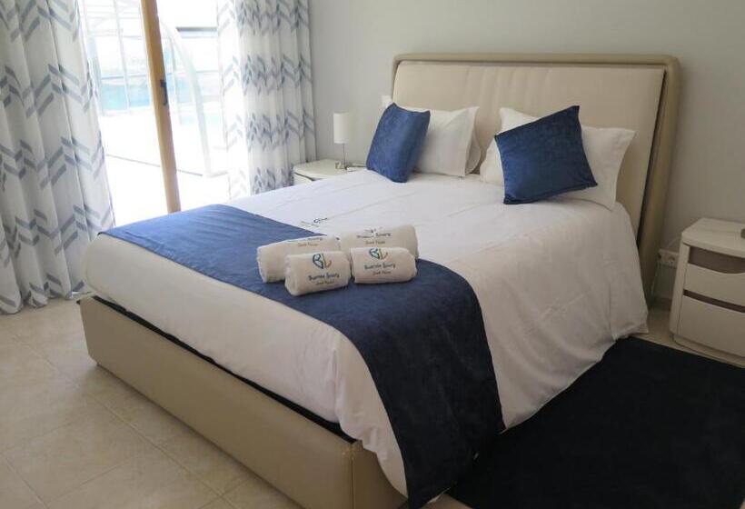 سوییت با چشم‌انداز استخر, Buarcos Luxury Guest House