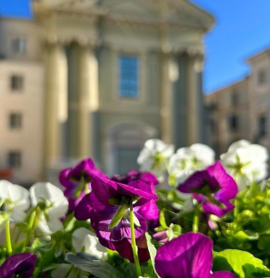 اتاق لوکس با بالکن, Il Cantuccio Di Gioia