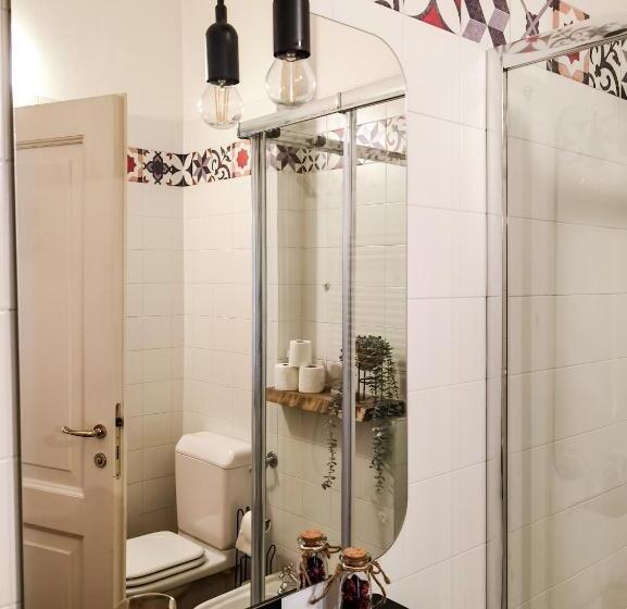 اتاق لوکس با بالکن, Il Cantuccio Di Gioia