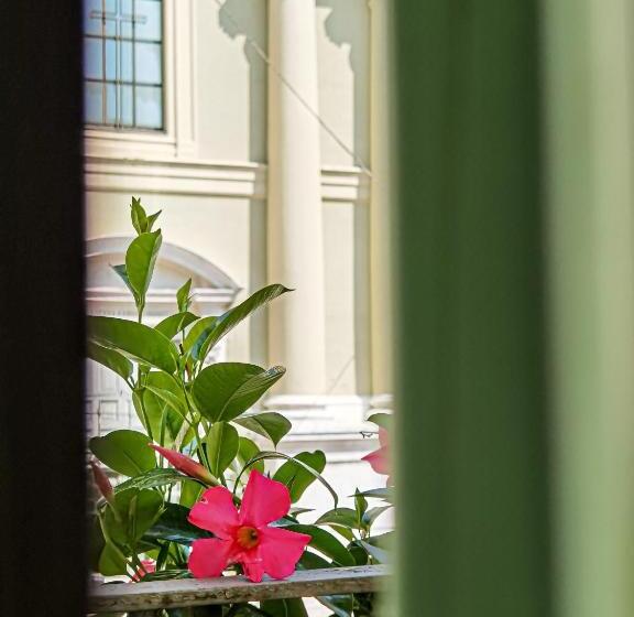 اتاق لوکس با بالکن, Il Cantuccio Di Gioia