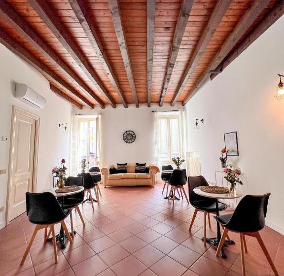 اتاق استاندارد, Il Cantuccio Di Gioia