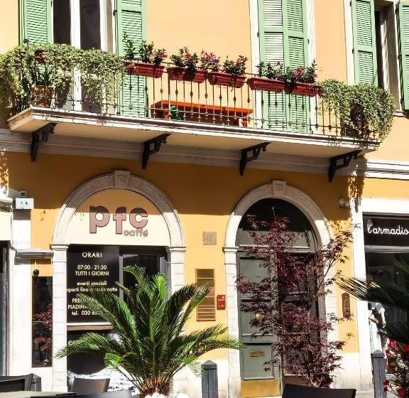 اتاق سوپریور, Il Cantuccio Di Gioia