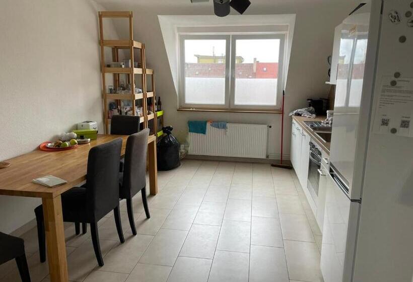 شقة غرفة واحدة, L8 Street   Pforzheim Nordstadt