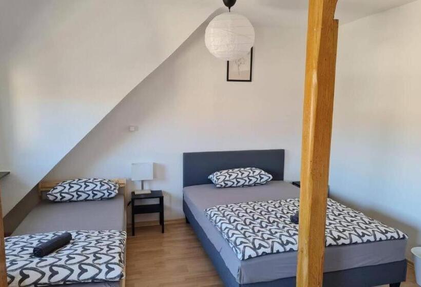带3个卧室的公寓, L8 Street   Pforzheim Nordstadt