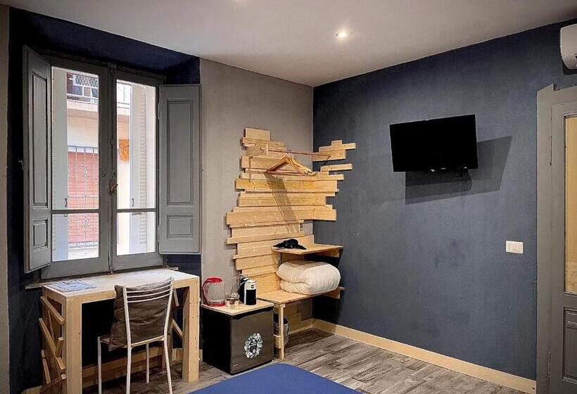 غرفة قياسية مع حمام خارجي, Urban Blue Guest House