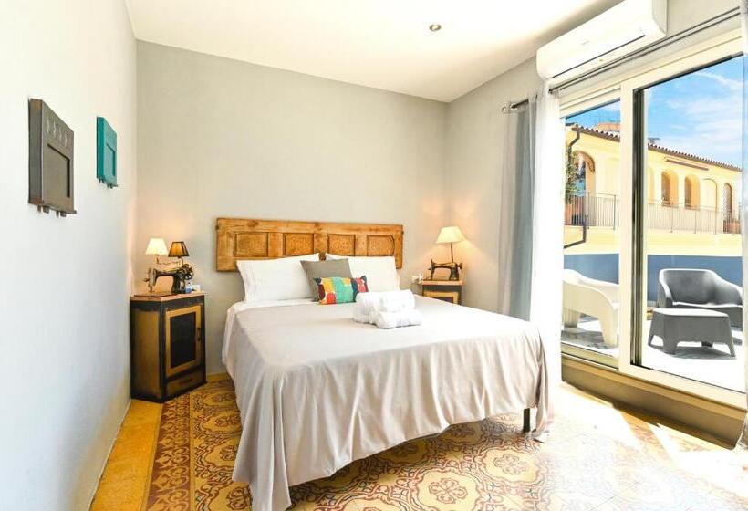 غرفة قياسية مزوَّدة بتراس, Urban Blue Guest House