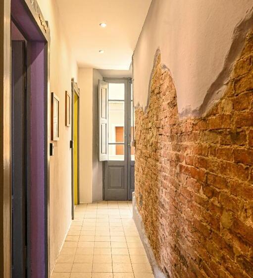 غرفة قياسية مع حمام خارجي, Urban Blue Guest House