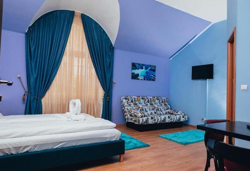 Номер Стандарт, Vila Guitar