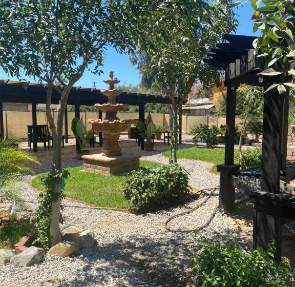 غرفة قياسية, Estancita Elena