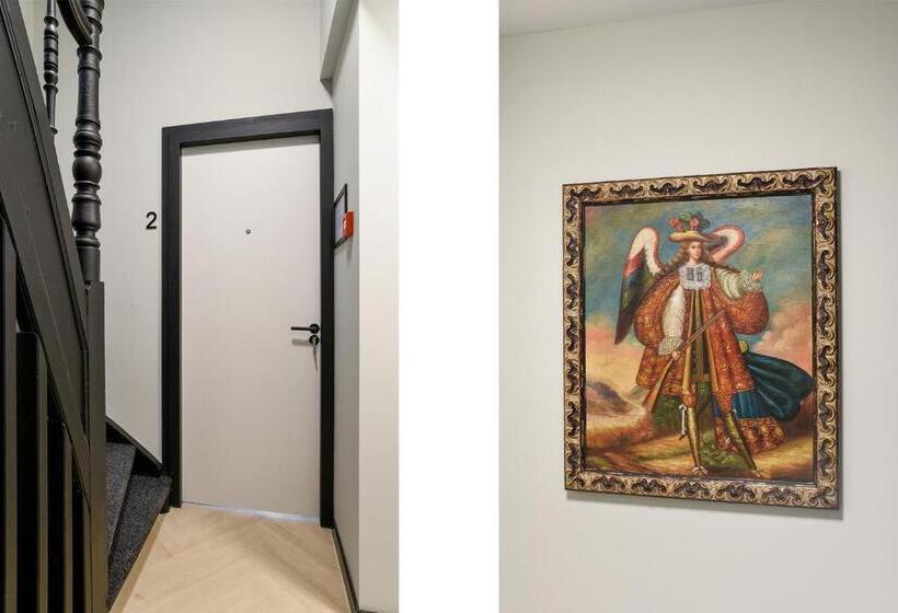 수피리어 스튜디오, Haarlem Apart