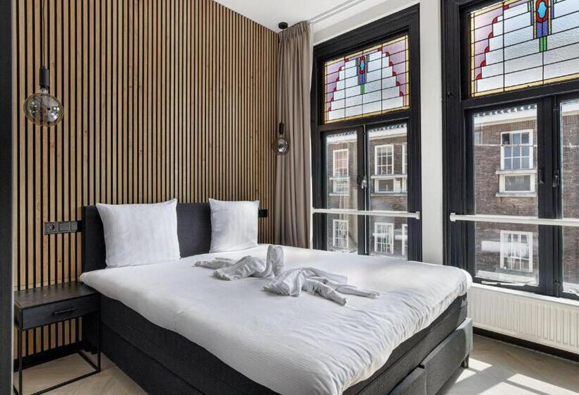 إستوديو ديلوكس, Haarlem Apart