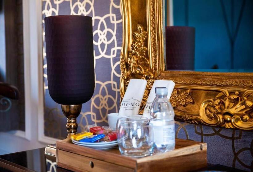 סוויטה אקזקיוטיב, Domo Boutique