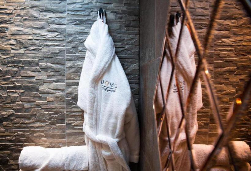 סוויטה נשיאותית, Domo Boutique