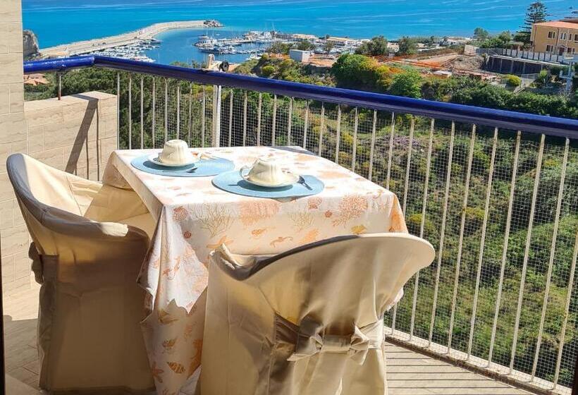 Номер Deluxe Вид на Море, Vacanze Bellavista Tropea