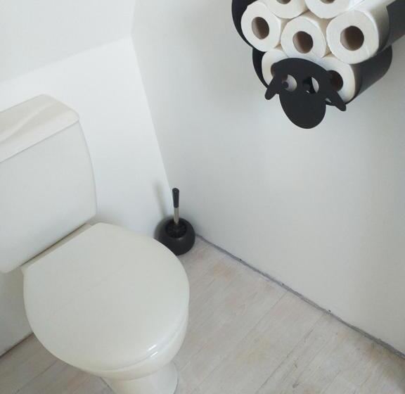 בית, חדר שינה 1, Le Sourire Du Troubadour   8 Chambres   Baignade à 300 M   Salle De Jeux   Poêle à Bois