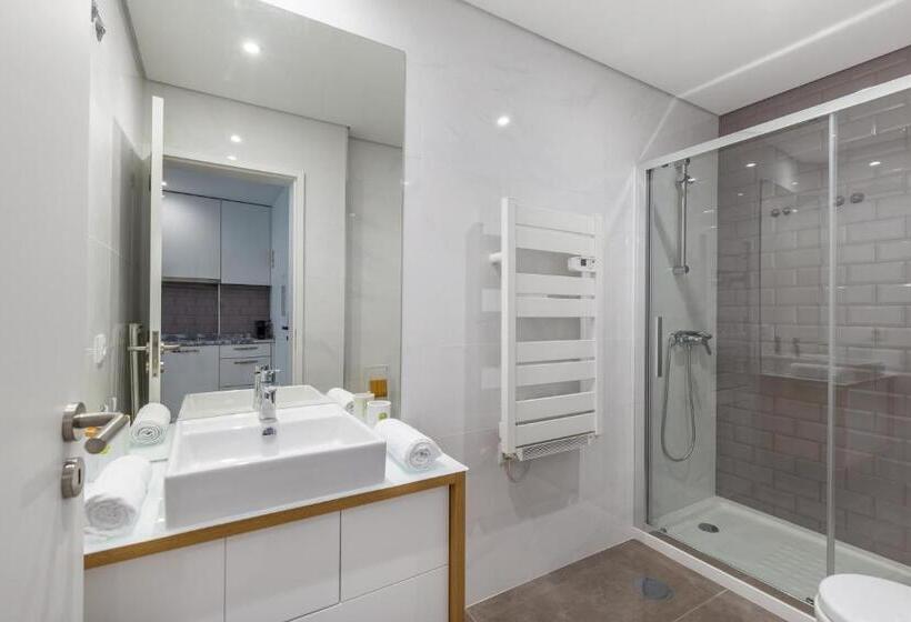 דירה בת חדר שינה 1 עם מרפסת, Nell&and&jess