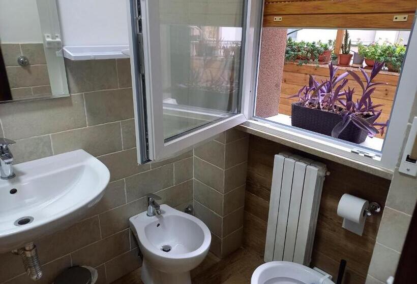 Camera Tripla Standard, B&b Il Canale