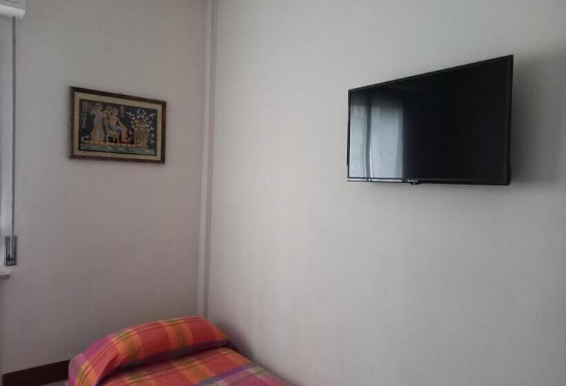 Camera Tripla Standard, B&b Il Canale